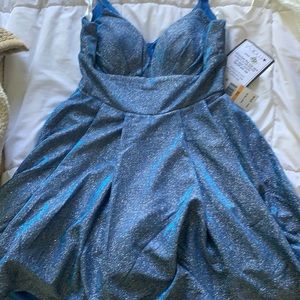 never worn blue sparlkly formal dress